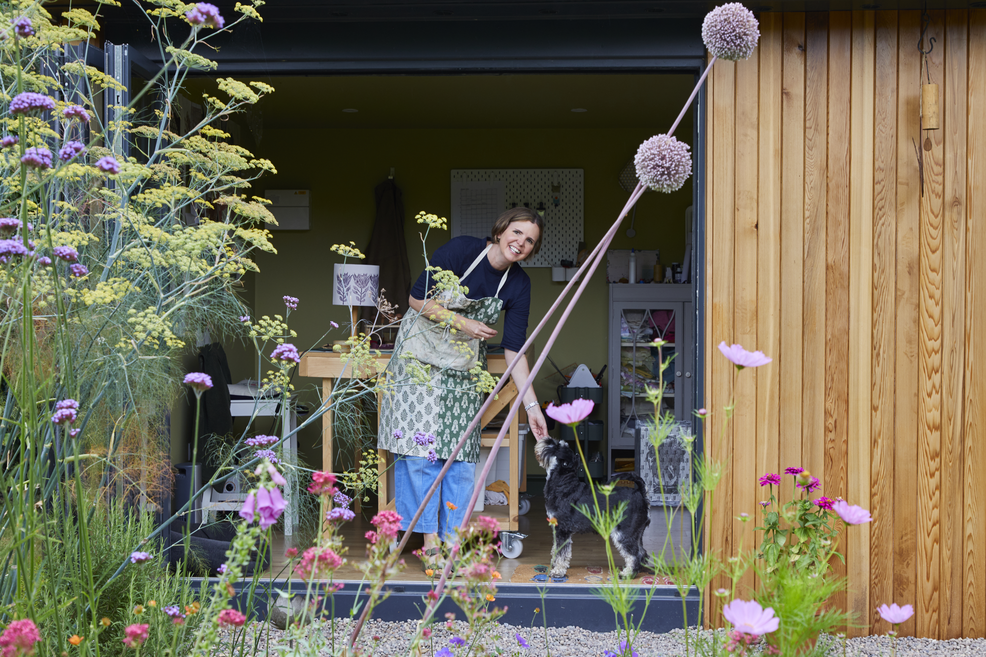 Julie Gardner Art outside studio